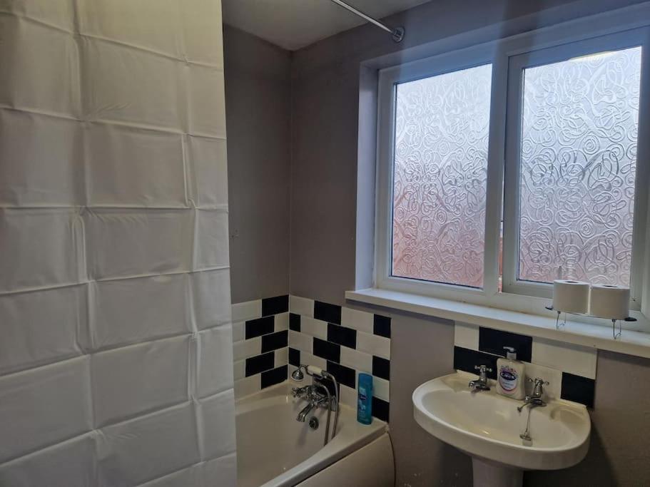Primos Place - 2 Bedroom In Ashington Ашінґтон Екстер'єр фото